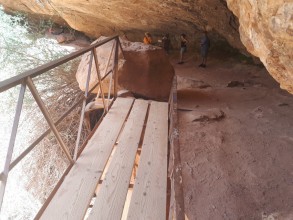 Canyon Overlook trail after tunnel Zion